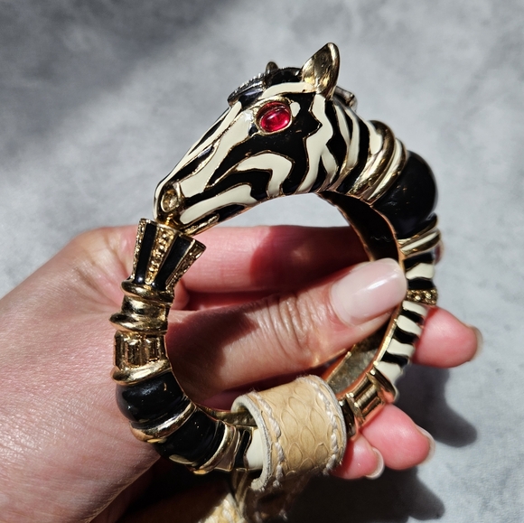 ROBERTO CAVALLI PYTHON CLUTCH WITH CRYSTAL ZEBRA CUFF BRACELET - Picture 11 of 11